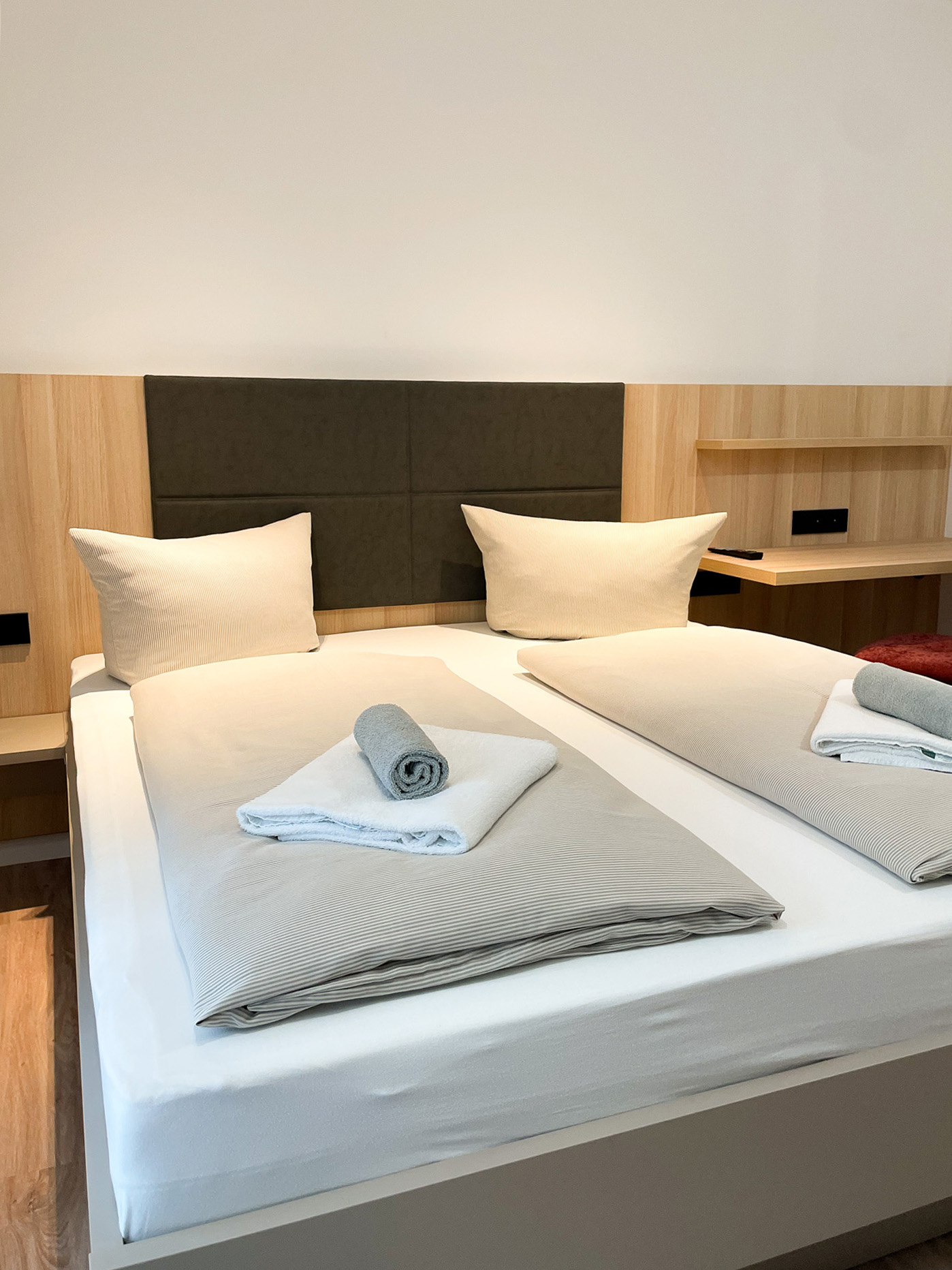Deluxe Studio mit Balkon im HOLI-Berlin